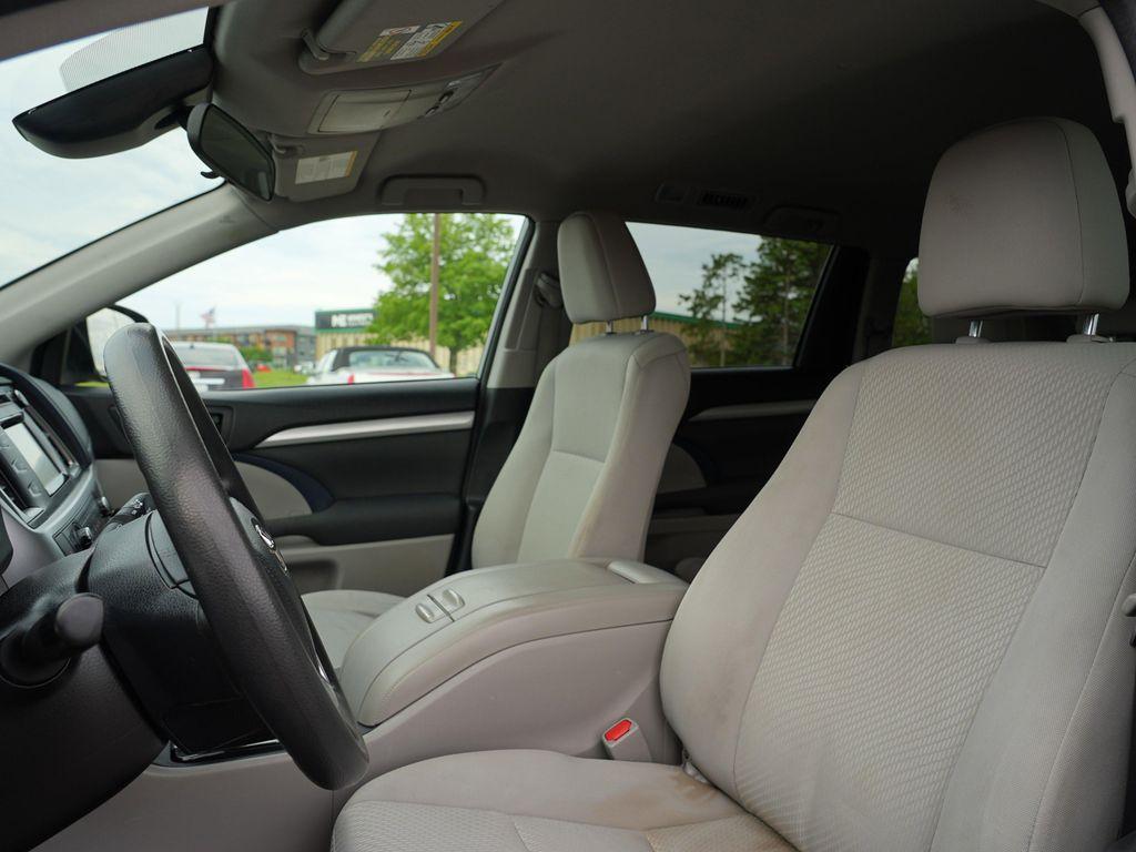 used 2017 Toyota Highlander car, priced at $16,749