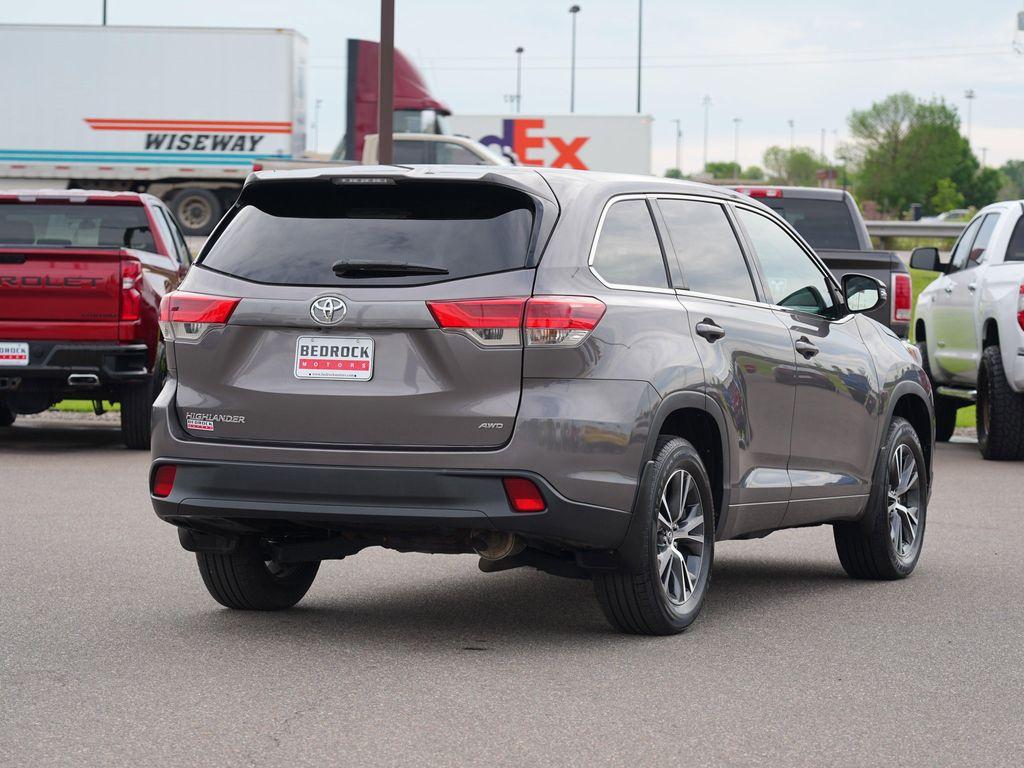 used 2017 Toyota Highlander car, priced at $16,749