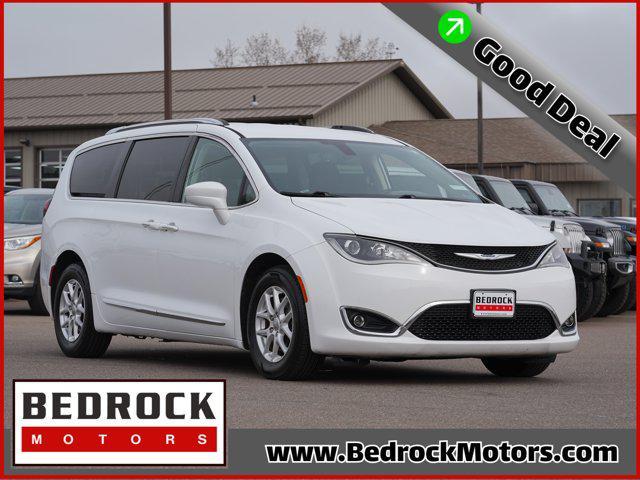 used 2020 Chrysler Pacifica car, priced at $17,899