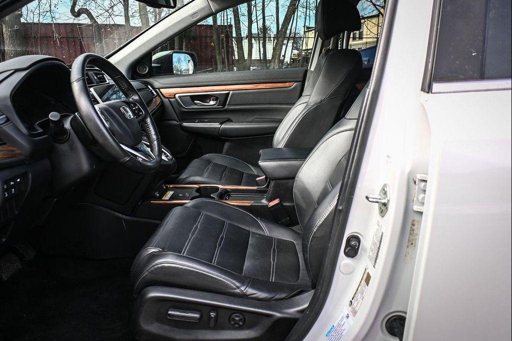 used 2022 Honda CR-V Hybrid car, priced at $21,900