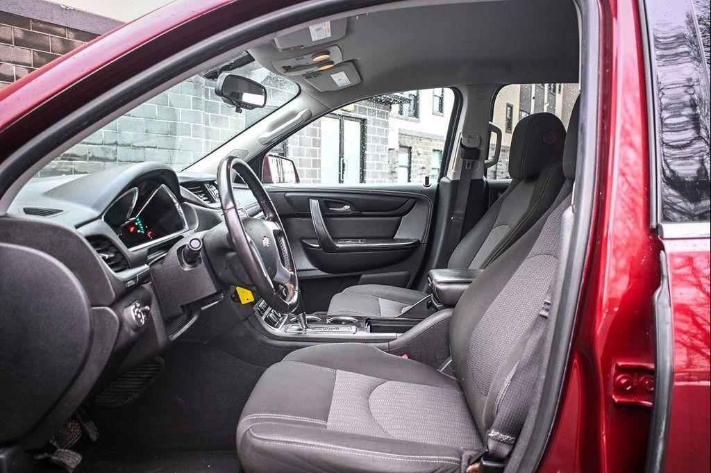 used 2017 Chevrolet Traverse car, priced at $10,400