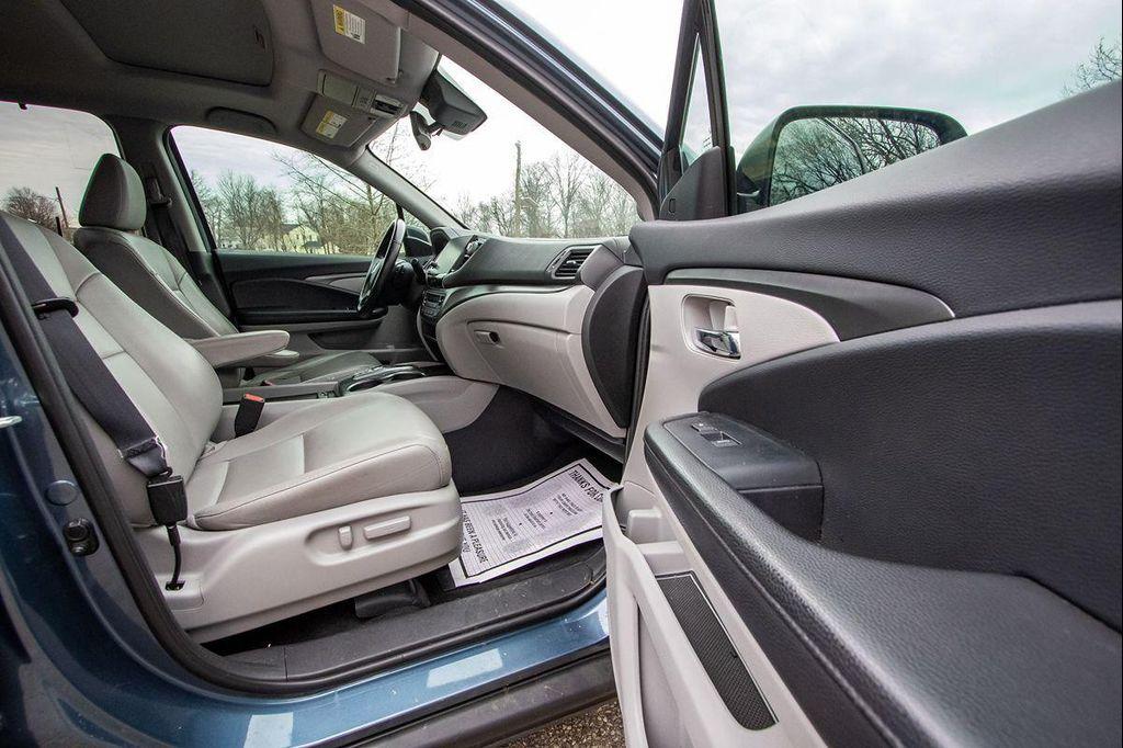 used 2021 Honda Pilot car, priced at $18,400