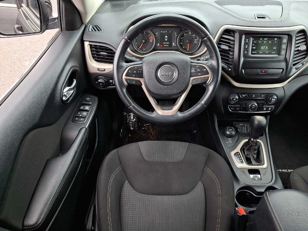 used 2016 Jeep Cherokee car, priced at $9,998