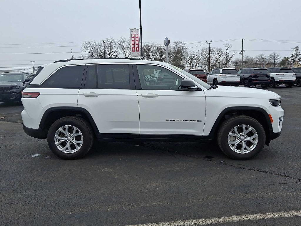 used 2023 Jeep Grand Cherokee car, priced at $31,998
