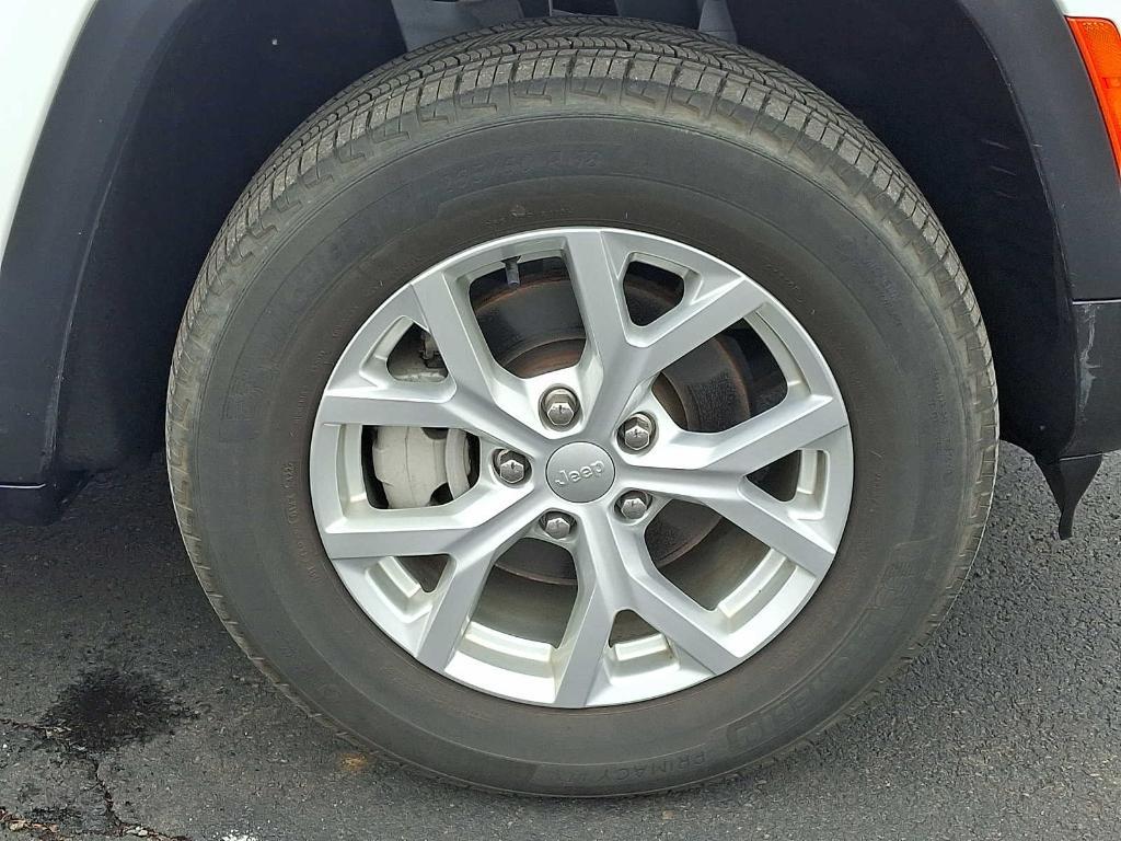 used 2023 Jeep Grand Cherokee car, priced at $31,998