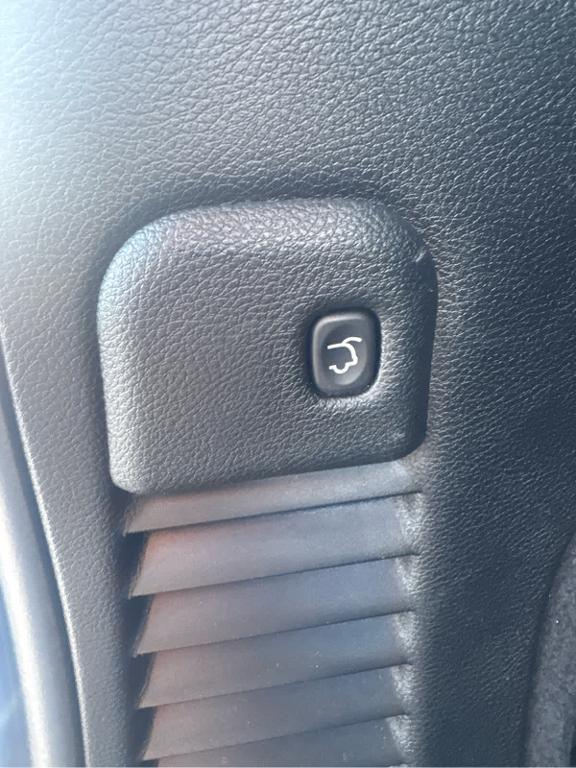 used 2019 Jeep Grand Cherokee car, priced at $20,889