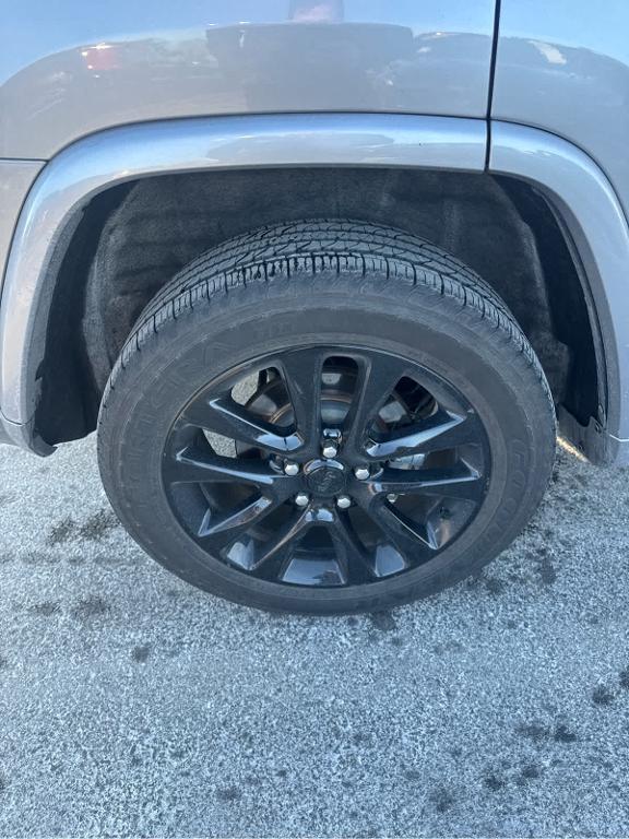 used 2019 Jeep Grand Cherokee car, priced at $20,889