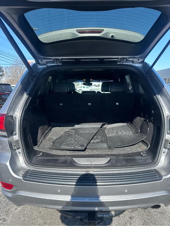 used 2018 Jeep Grand Cherokee car, priced at $16,449