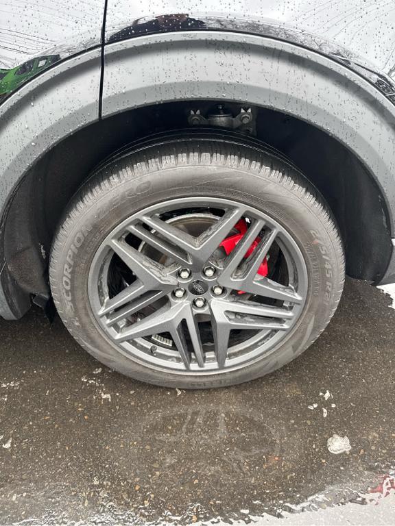 used 2025 Ford Explorer car, priced at $51,995