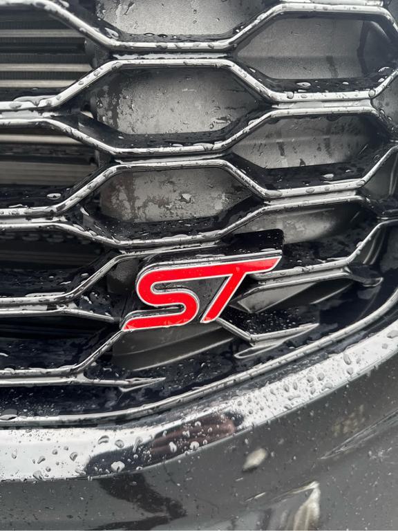 used 2025 Ford Explorer car, priced at $51,995