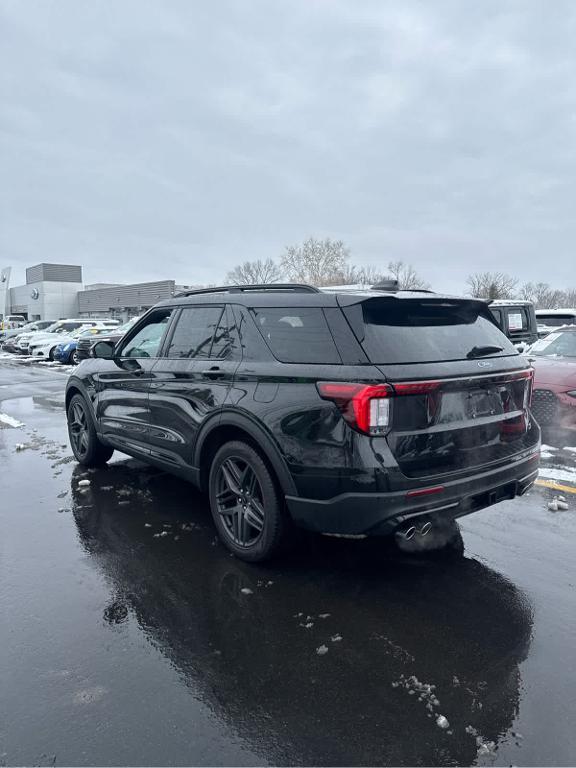 used 2025 Ford Explorer car, priced at $51,995