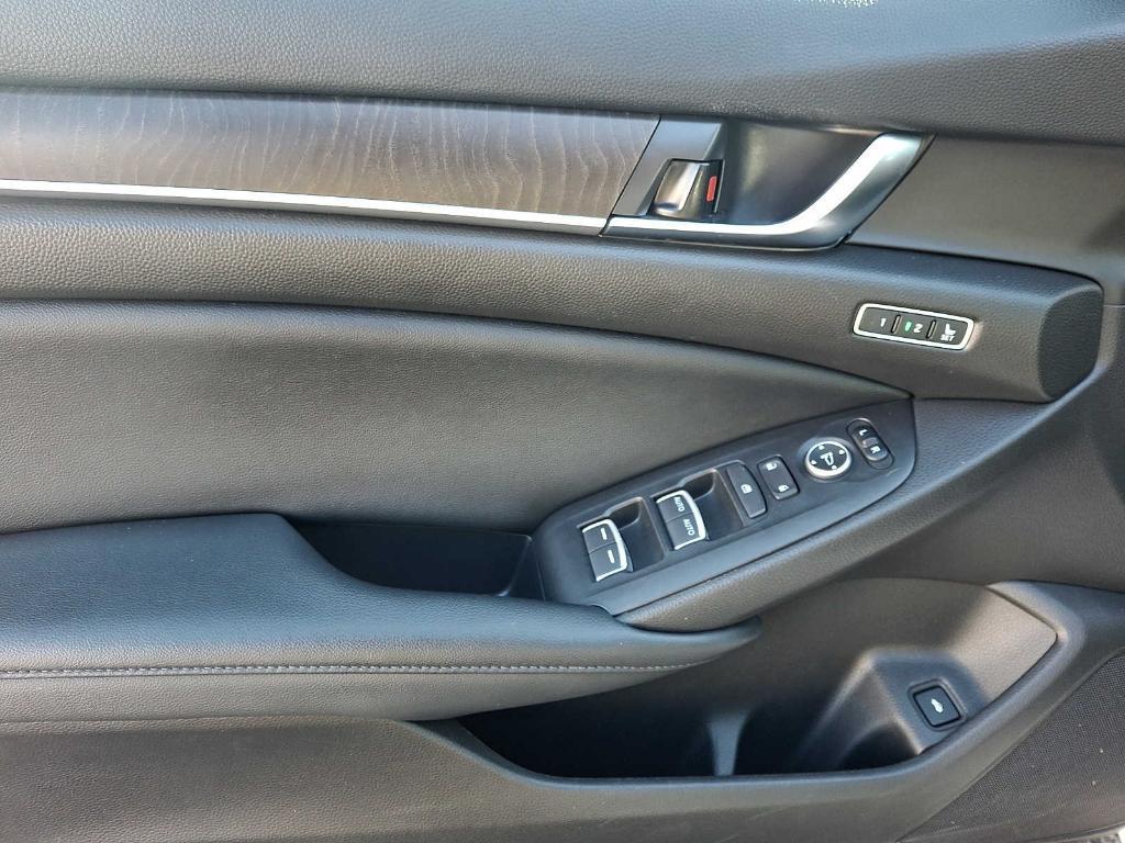 used 2022 Honda Accord Hybrid car, priced at $24,998