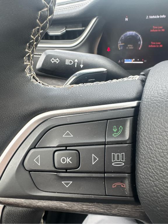 used 2023 Jeep Grand Cherokee car, priced at $32,998