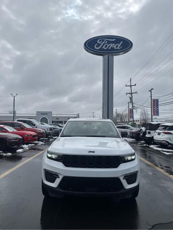 used 2023 Jeep Grand Cherokee car, priced at $32,998