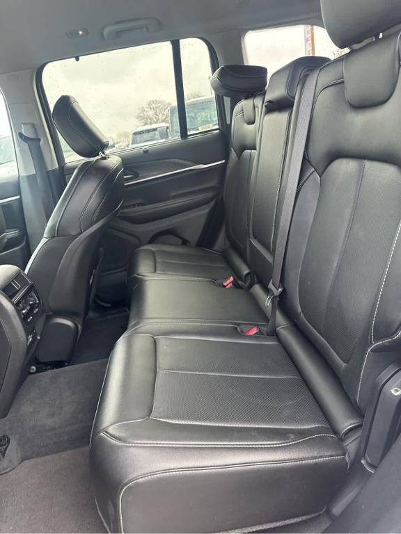 used 2023 Jeep Grand Cherokee car, priced at $32,998