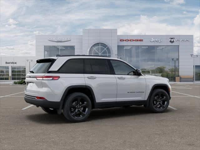 new 2025 Jeep Grand Cherokee car, priced at $46,195