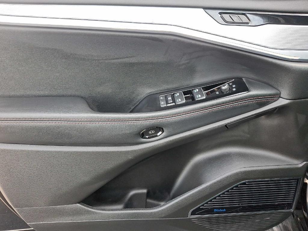 used 2024 Jeep Wagoneer S car, priced at $37,998