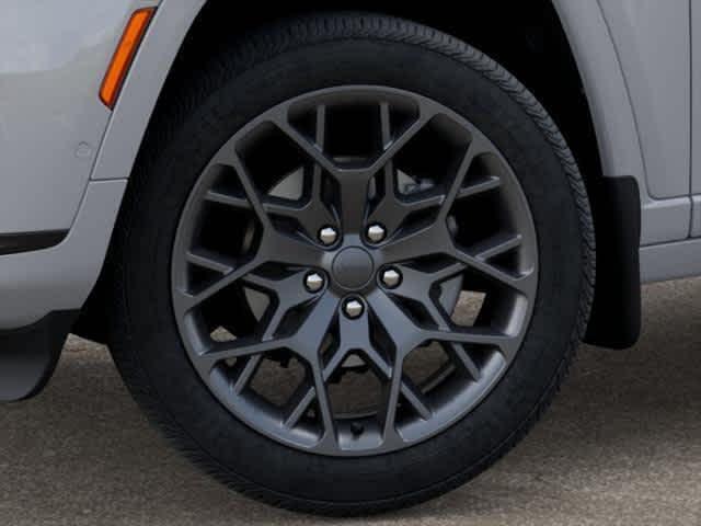 new 2025 Jeep Grand Cherokee L car, priced at $66,680