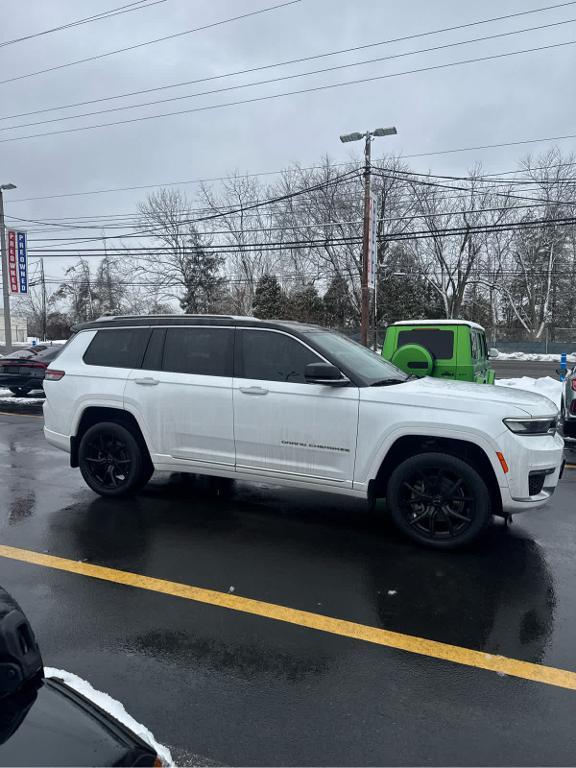 used 2022 Jeep Grand Cherokee L car, priced at $39,998
