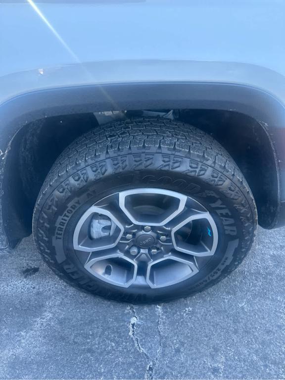 used 2023 Jeep Grand Cherokee 4xe car, priced at $37,998