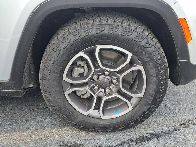 used 2023 Jeep Grand Cherokee 4xe car, priced at $37,998