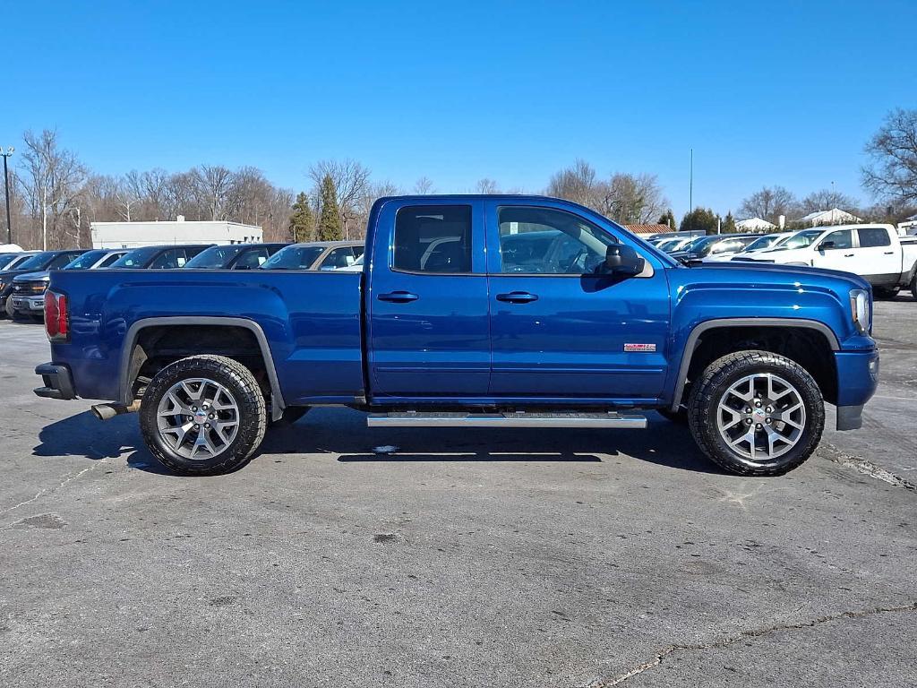 used 2018 GMC Sierra 1500 car, priced at $28,888