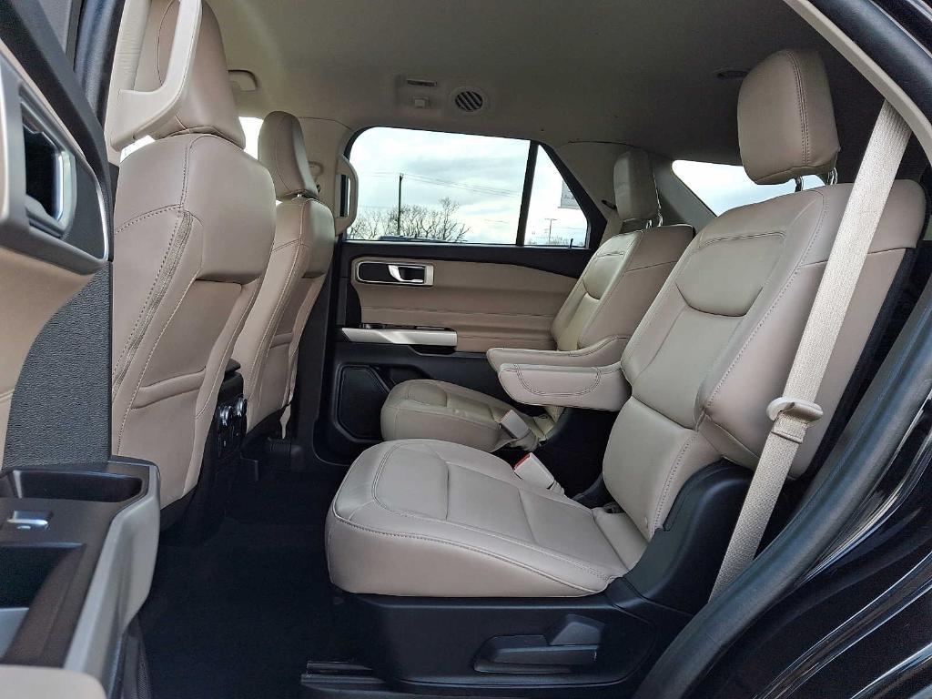 used 2023 Ford Explorer car, priced at $29,998