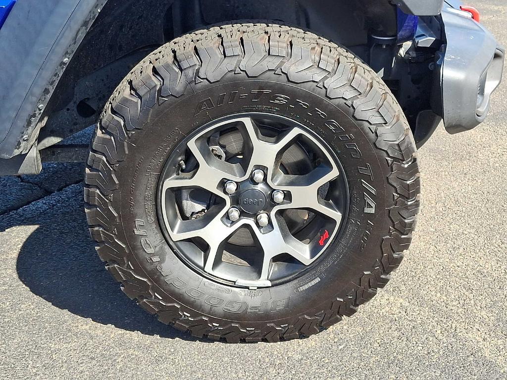 used 2020 Jeep Wrangler Unlimited car, priced at $30,998