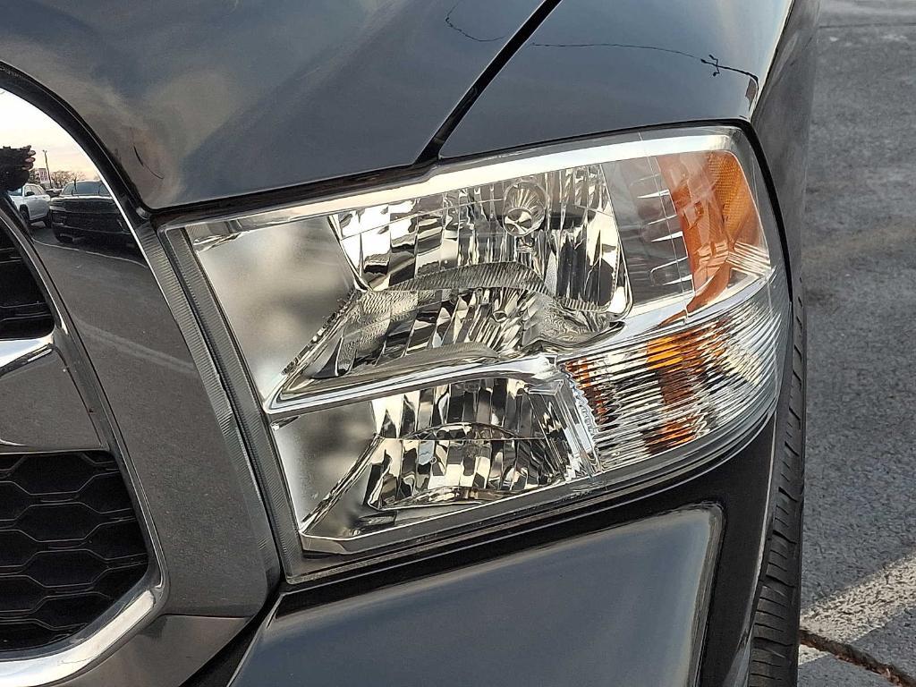 used 2019 Ram 1500 Classic car, priced at $27,449