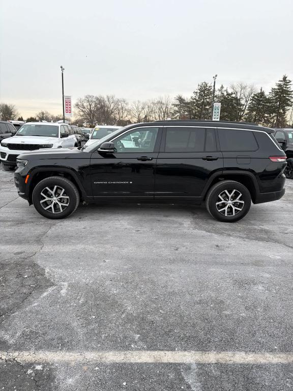 used 2024 Jeep Grand Cherokee L car, priced at $33,998