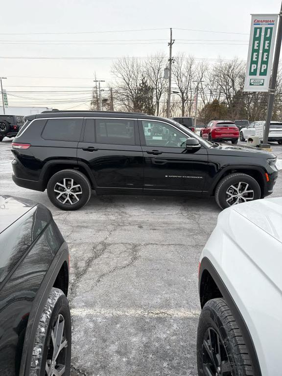used 2024 Jeep Grand Cherokee L car, priced at $33,998