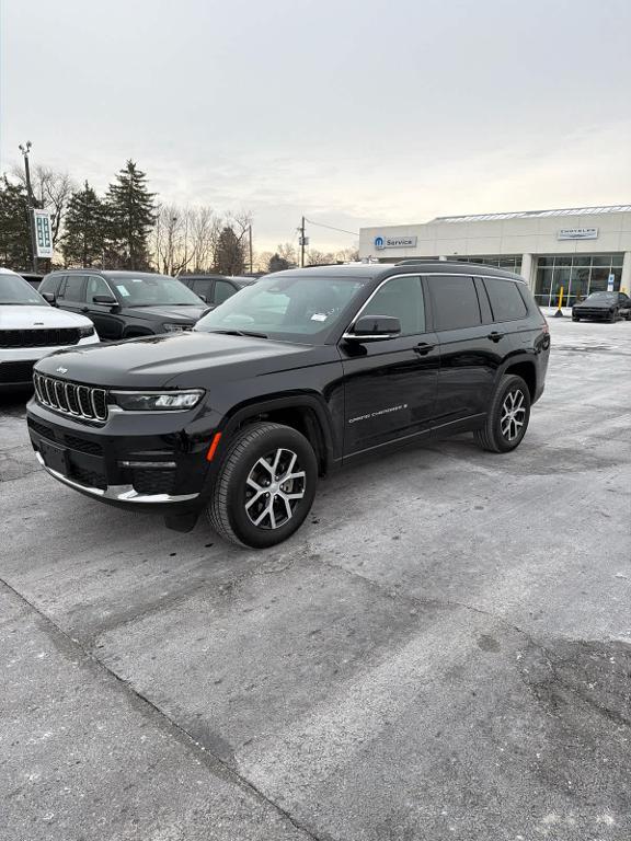 used 2024 Jeep Grand Cherokee L car, priced at $33,998