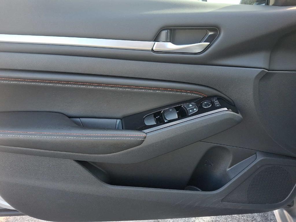 used 2023 Nissan Altima car, priced at $24,998