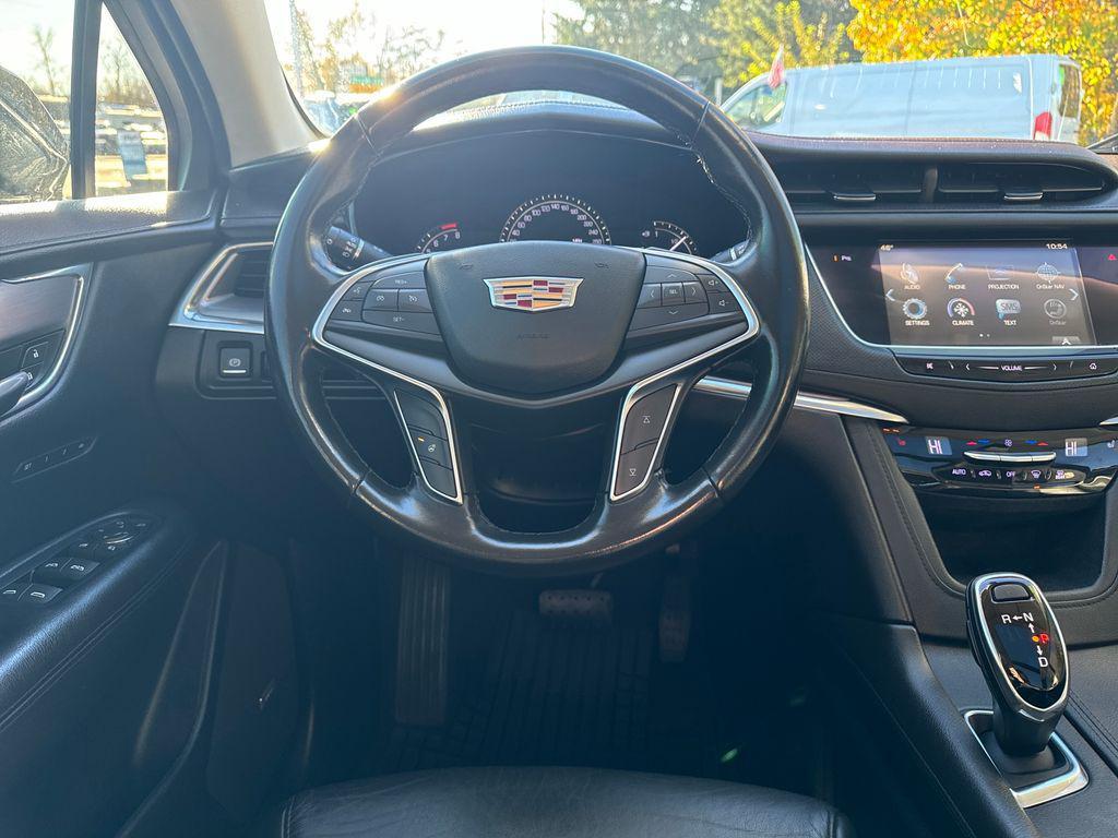 used 2018 Cadillac XT5 car, priced at $16,799