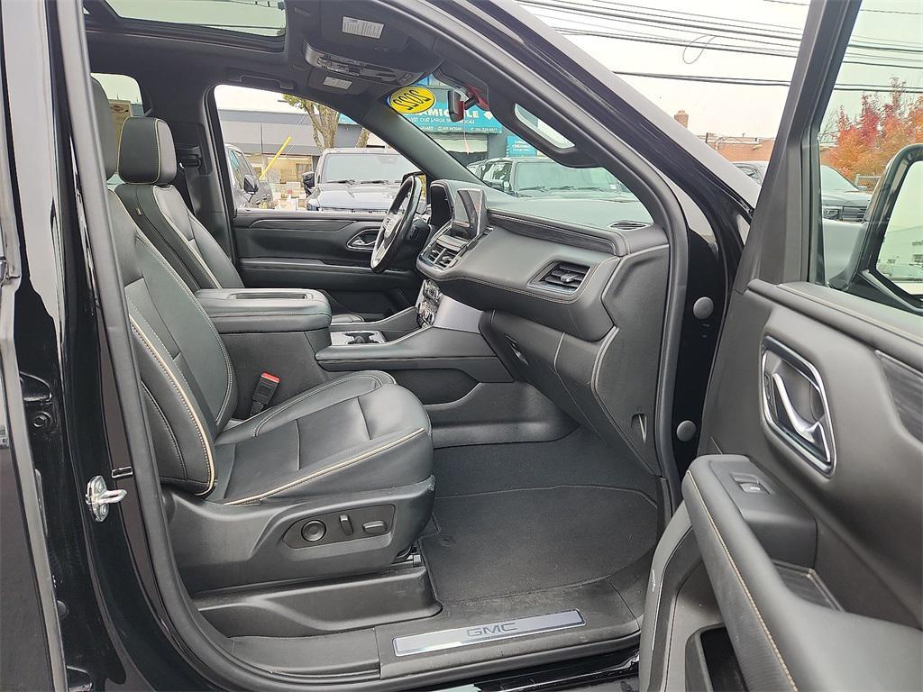 used 2022 GMC Yukon car, priced at $44,885