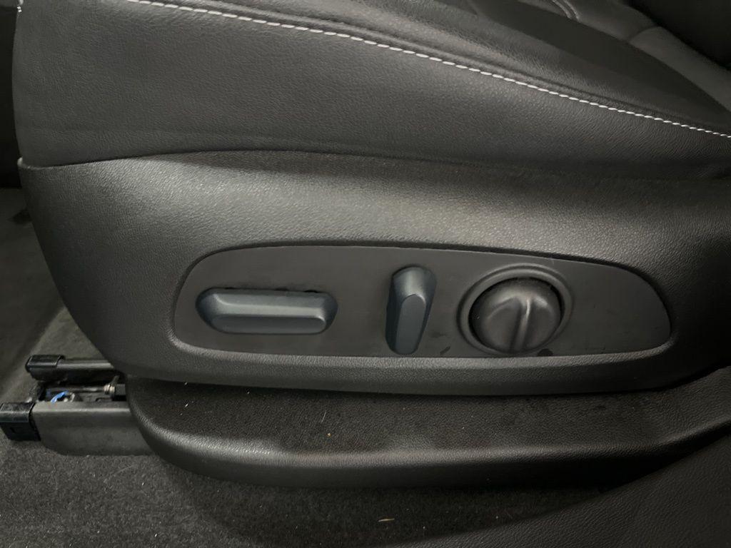 used 2024 Chevrolet Blazer car, priced at $34,499