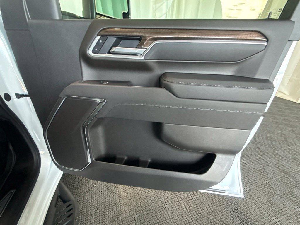 new 2026 Chevrolet Silverado 2500 car, priced at $70,174
