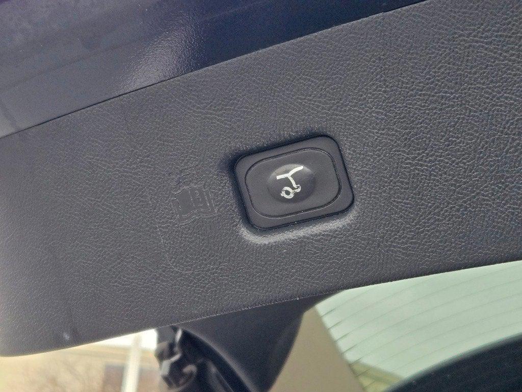 used 2021 Lincoln Nautilus car, priced at $28,590