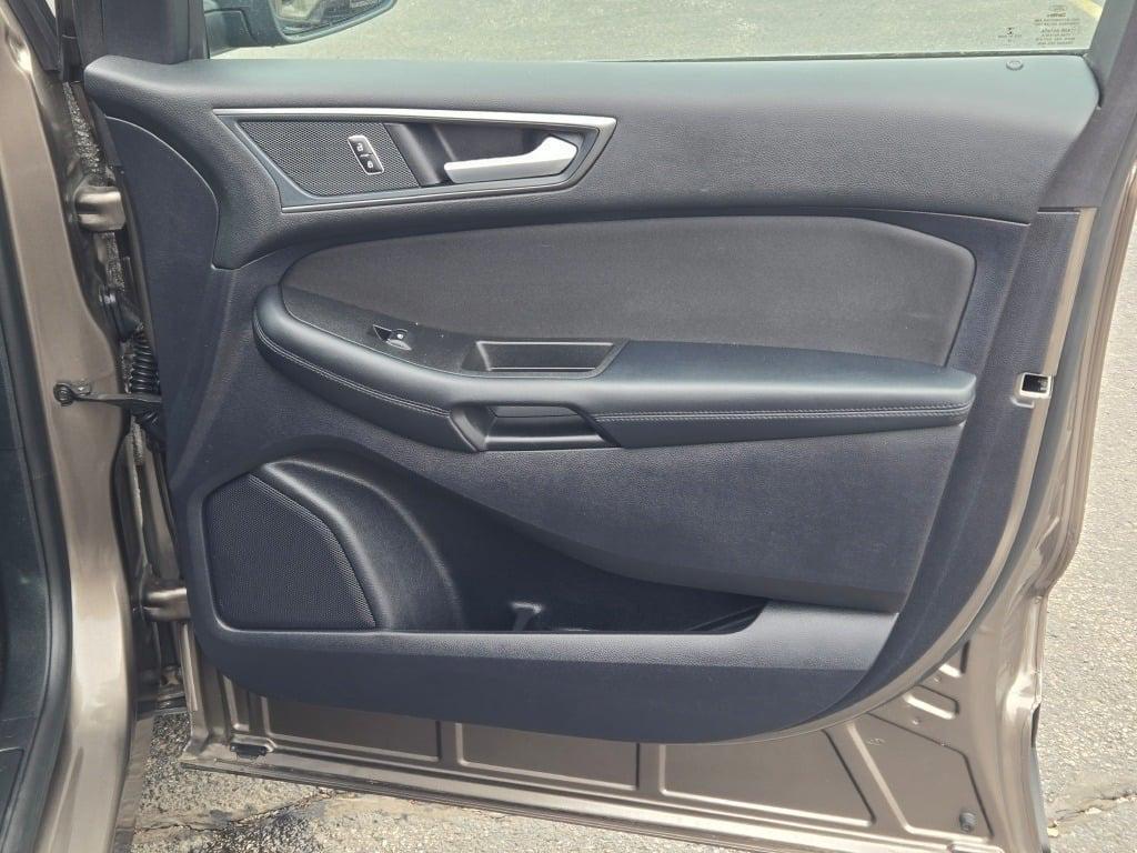 used 2019 Ford Edge car, priced at $13,990