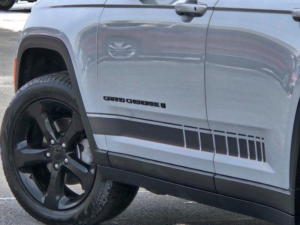 used 2024 Jeep Grand Cherokee car, priced at $38,990