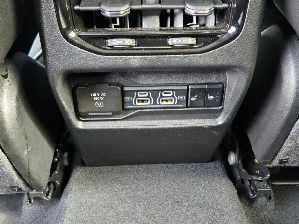 used 2024 Jeep Grand Cherokee car, priced at $38,990