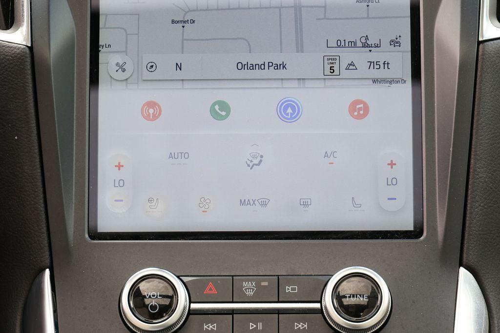 used 2024 Ford Edge car, priced at $33,168