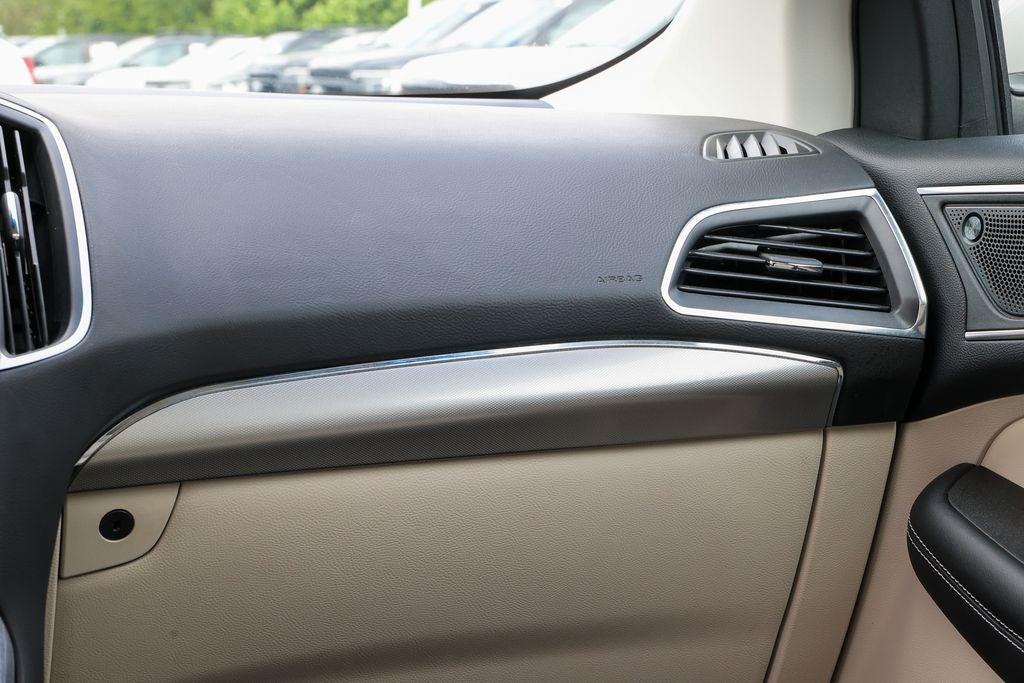 used 2024 Ford Edge car, priced at $33,168