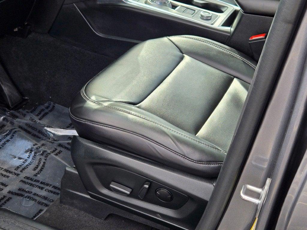 2022 Carbonized Gray Metallic Ford Explorer