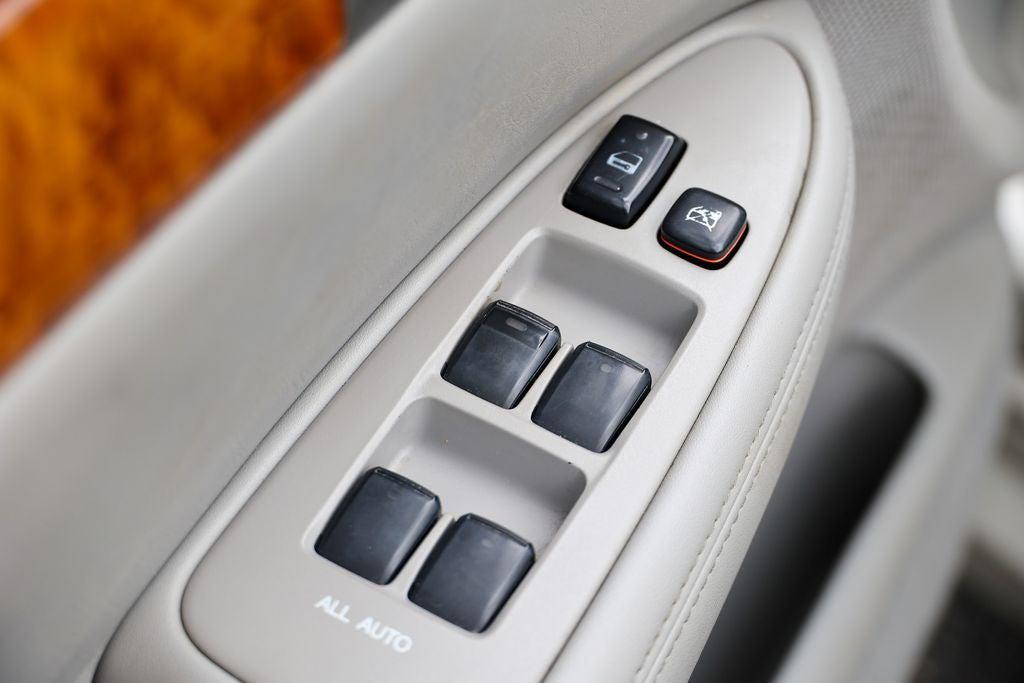 used 2005 Lexus ES 330 car, priced at $6,368