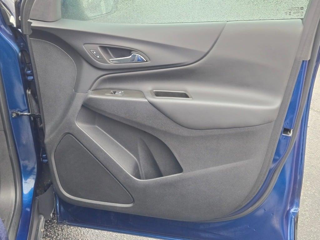 used 2023 Chevrolet Equinox car, priced at $21,590