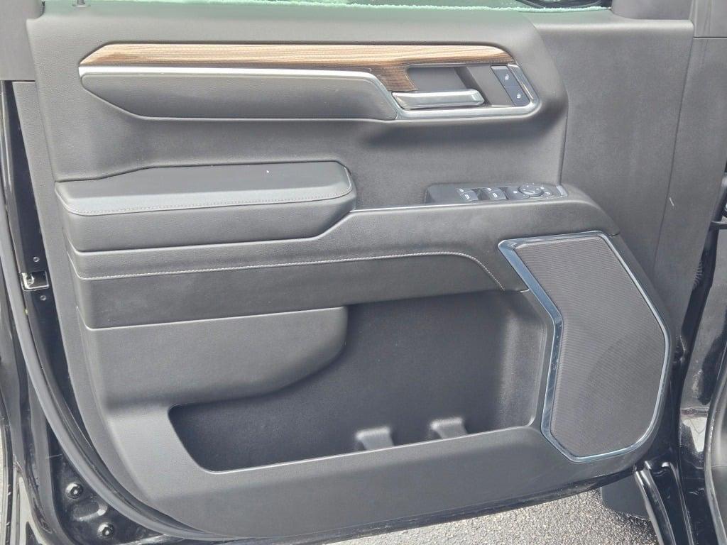 used 2024 Chevrolet Silverado 1500 car, priced at $42,990