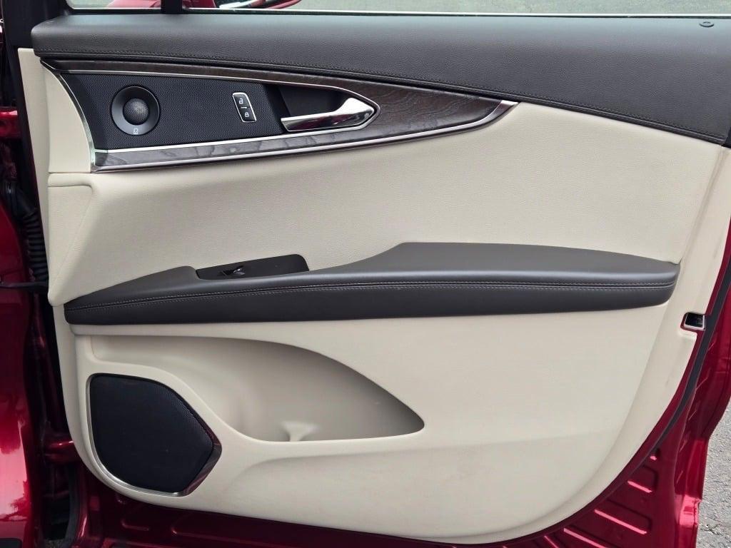 used 2019 Lincoln Nautilus car, priced at $24,390