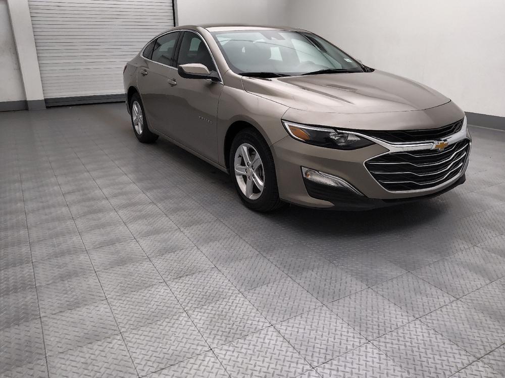used 2025 Chevrolet Malibu car, priced at $22,195