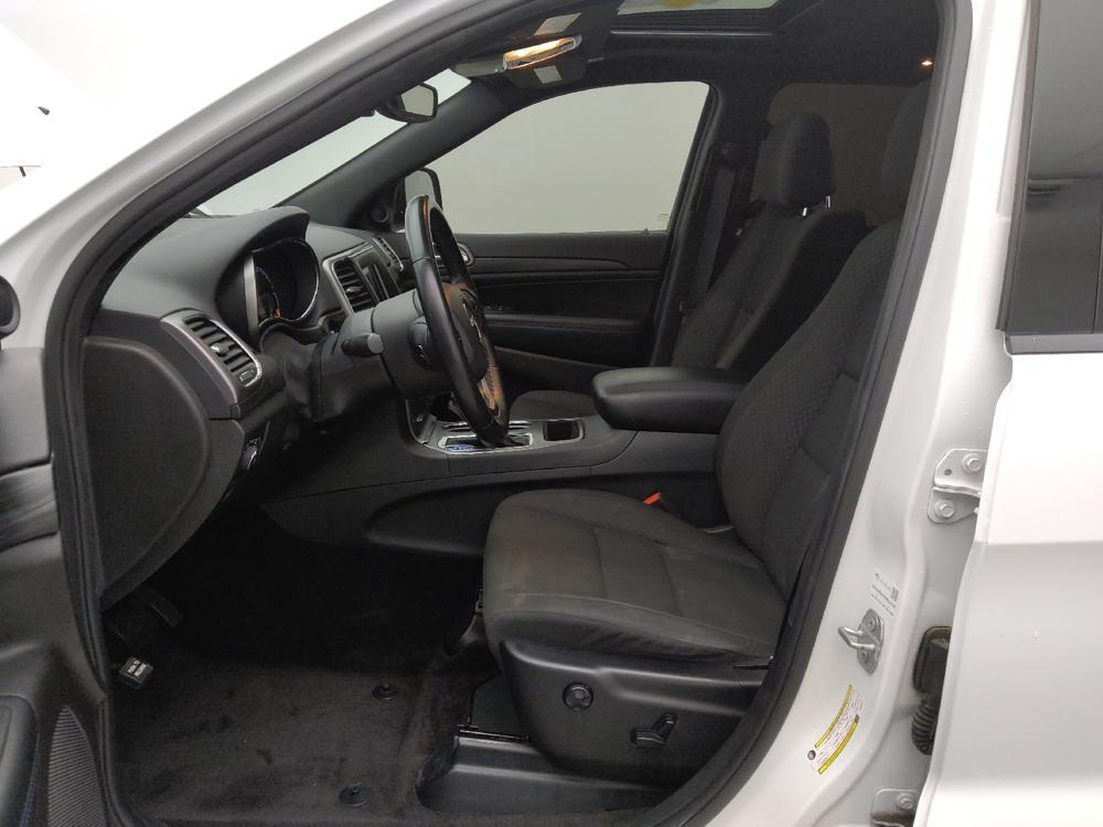 used 2019 Jeep Grand Cherokee car, priced at $18,995